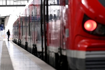 Bahn stockt Sicherheitskrfte zur Fuball-EM auf - EVG warnt vor Angriffen